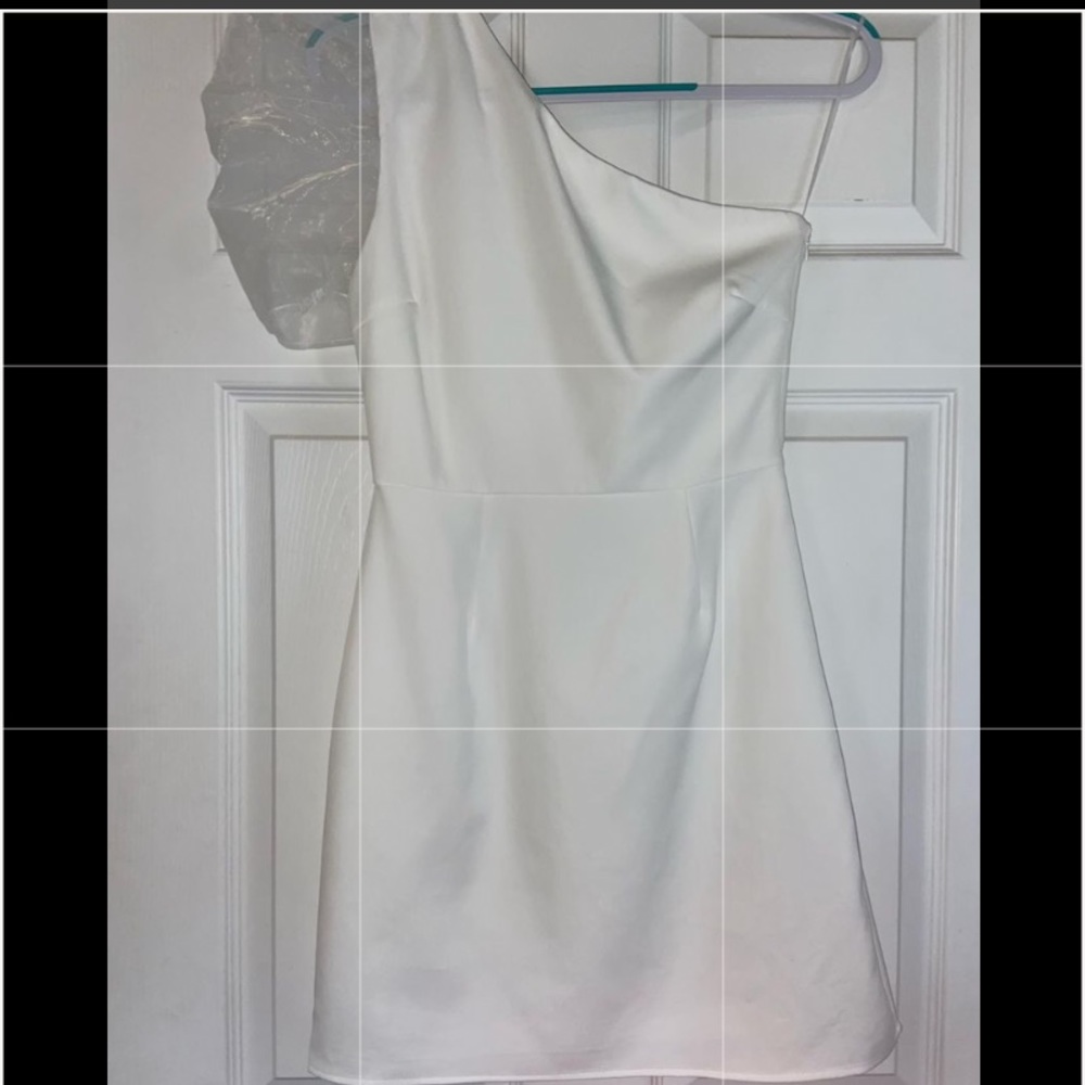 One Shoulder White mini women’s boutique dress
